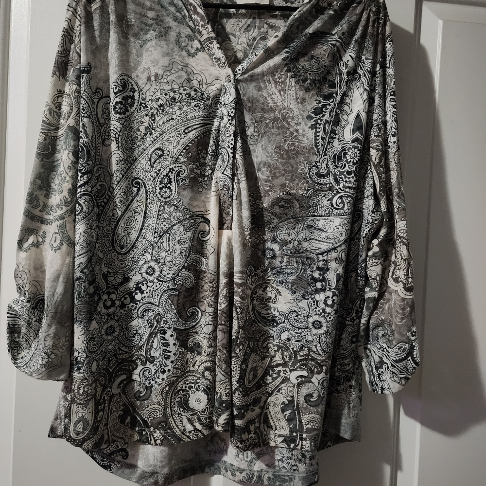 Canda Blouse - Picture 2 of 3